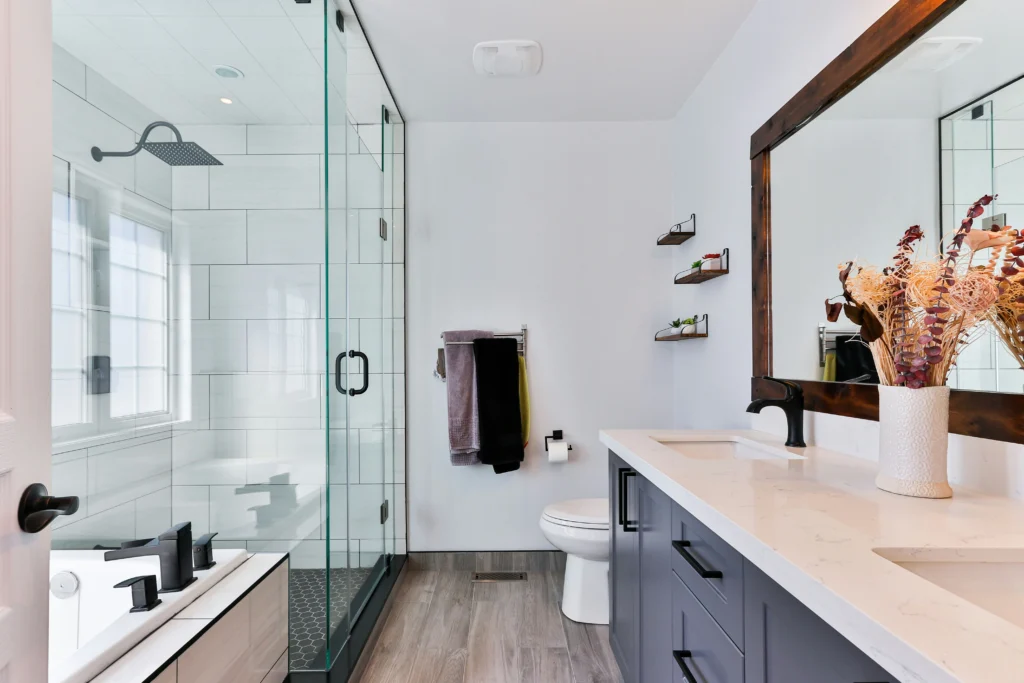 Sparkling, clean Bathroom